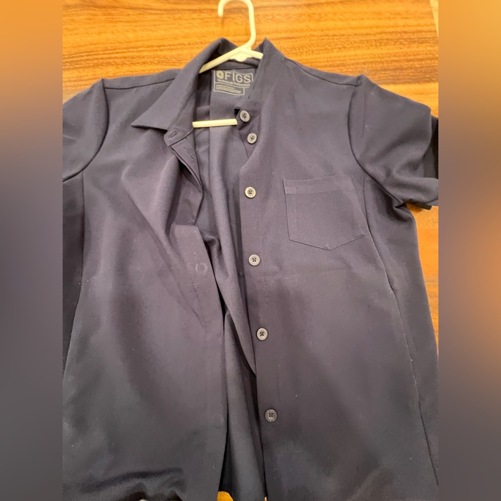 Jaanuu large navy blue scrub top